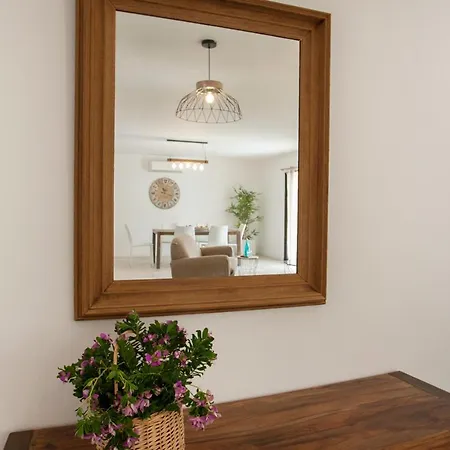 De Arbousier A Piscine Chauffee Partagee Bbq Lägenhet