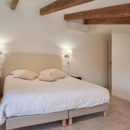 Apartment De Arbousier A Piscine Chauffee Partagee Bbq *