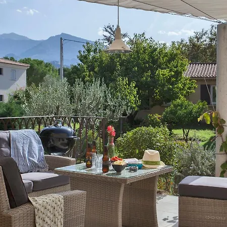De Arbousier A Piscine Chauffee Partagee Bbq * Calvi (Corsica)